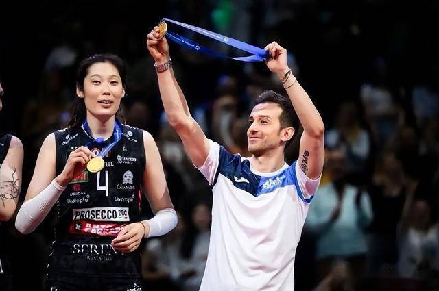 星空体育-复仇之战！朱婷率领阿根廷队成功遭遇淘汰