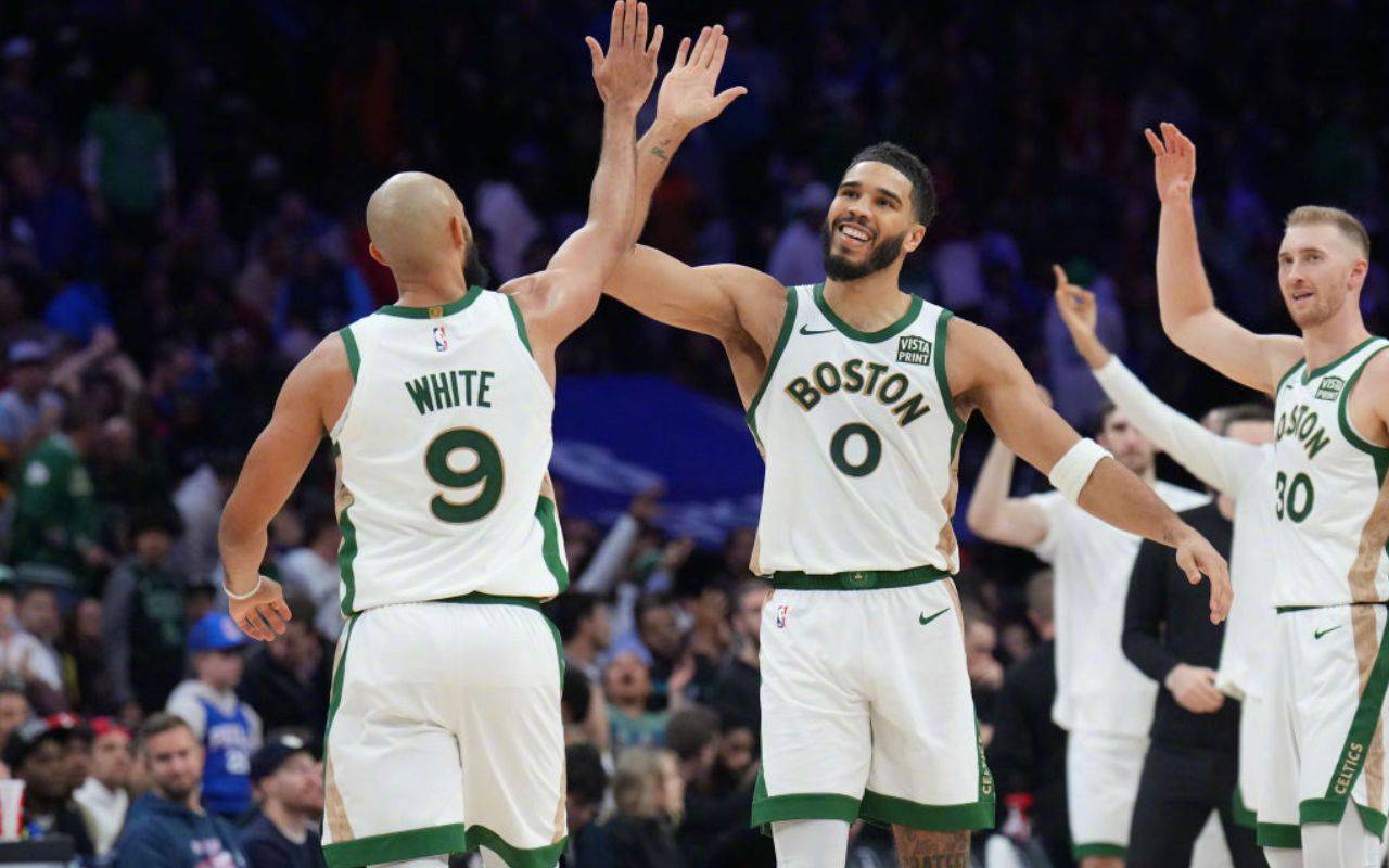 星空体育-塔图姆巅峰对决，浓眉哥与50激战拜仁分钟，逆转胜负难料！